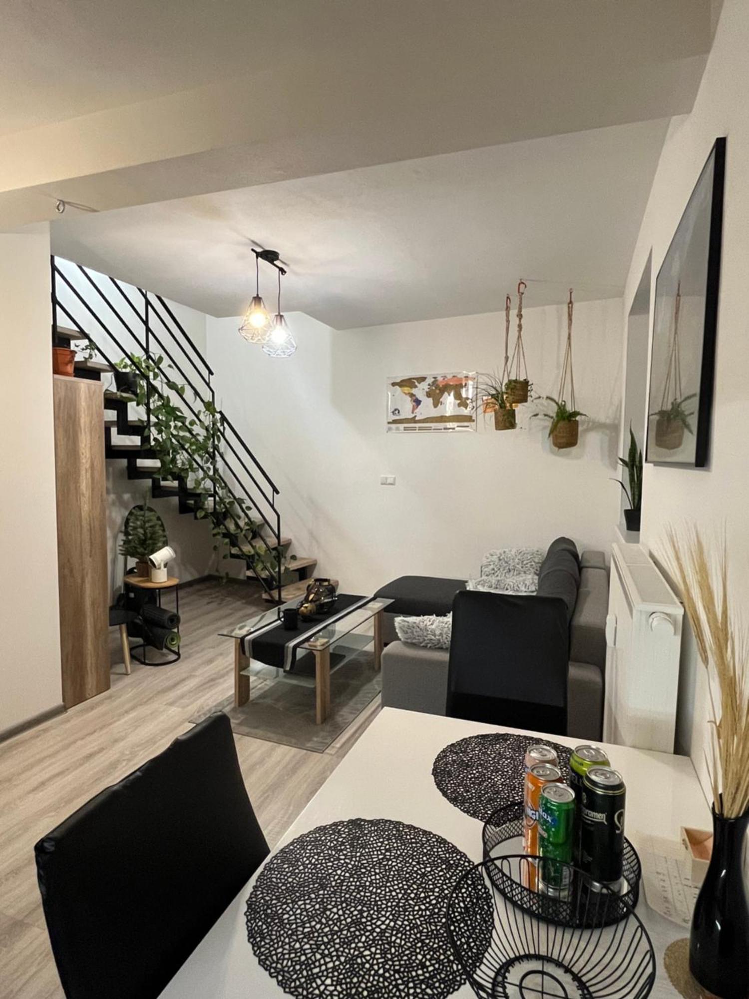 Tranquille Inn Apartment Kysucke Nove Mesto Esterno foto